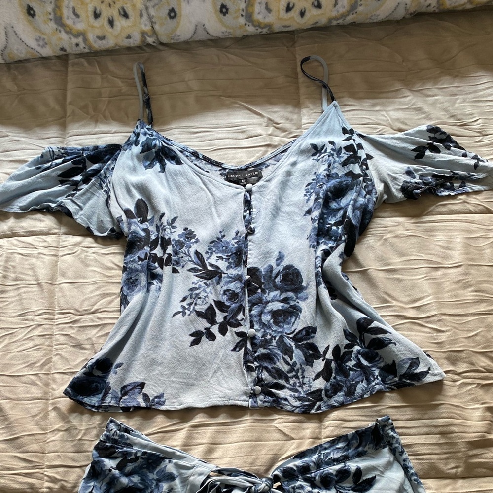 Kendall and Kylie matching set